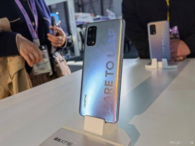 0e手机全面评测及优缺点分析球王会app华为mate4(图1)